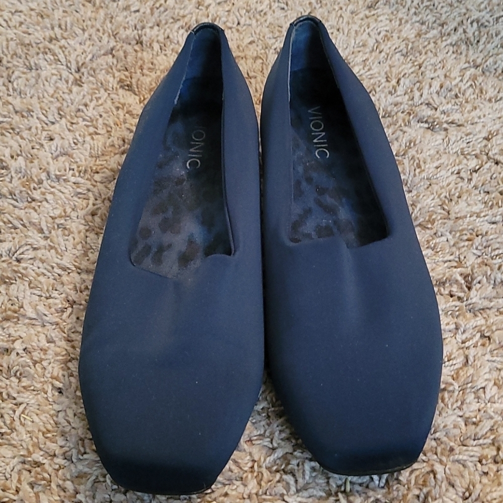 Vionic Powell Navy Blue Demi Wedge size 11